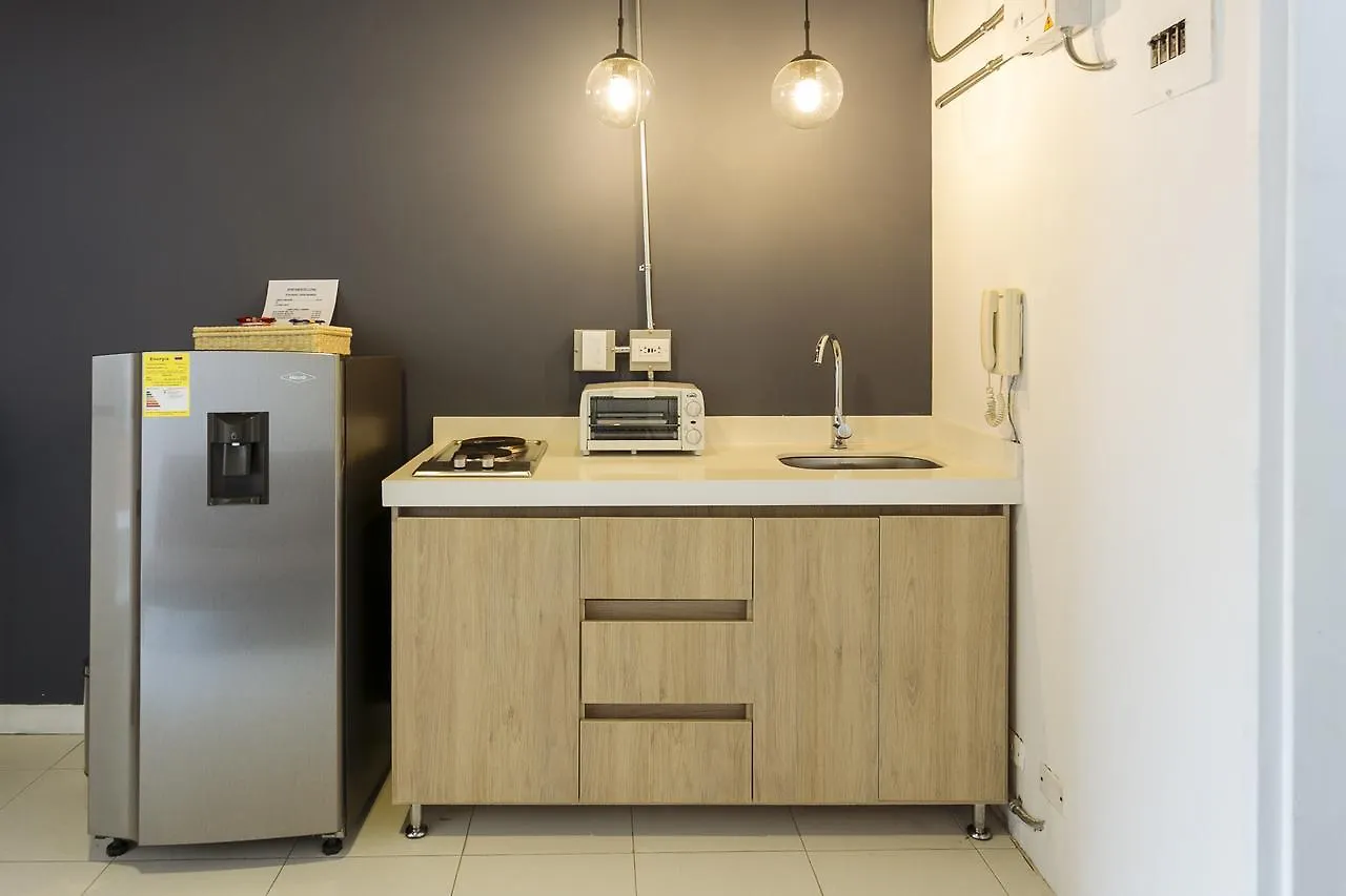 Apartamento Lleras Verde Azul 2.0 Apartment Medellin 0*,